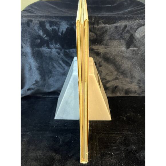 Window on the Prairie: An Artist's Perspective By Carolyn Stallwitz 72 of 100 - Picture 4 of 12